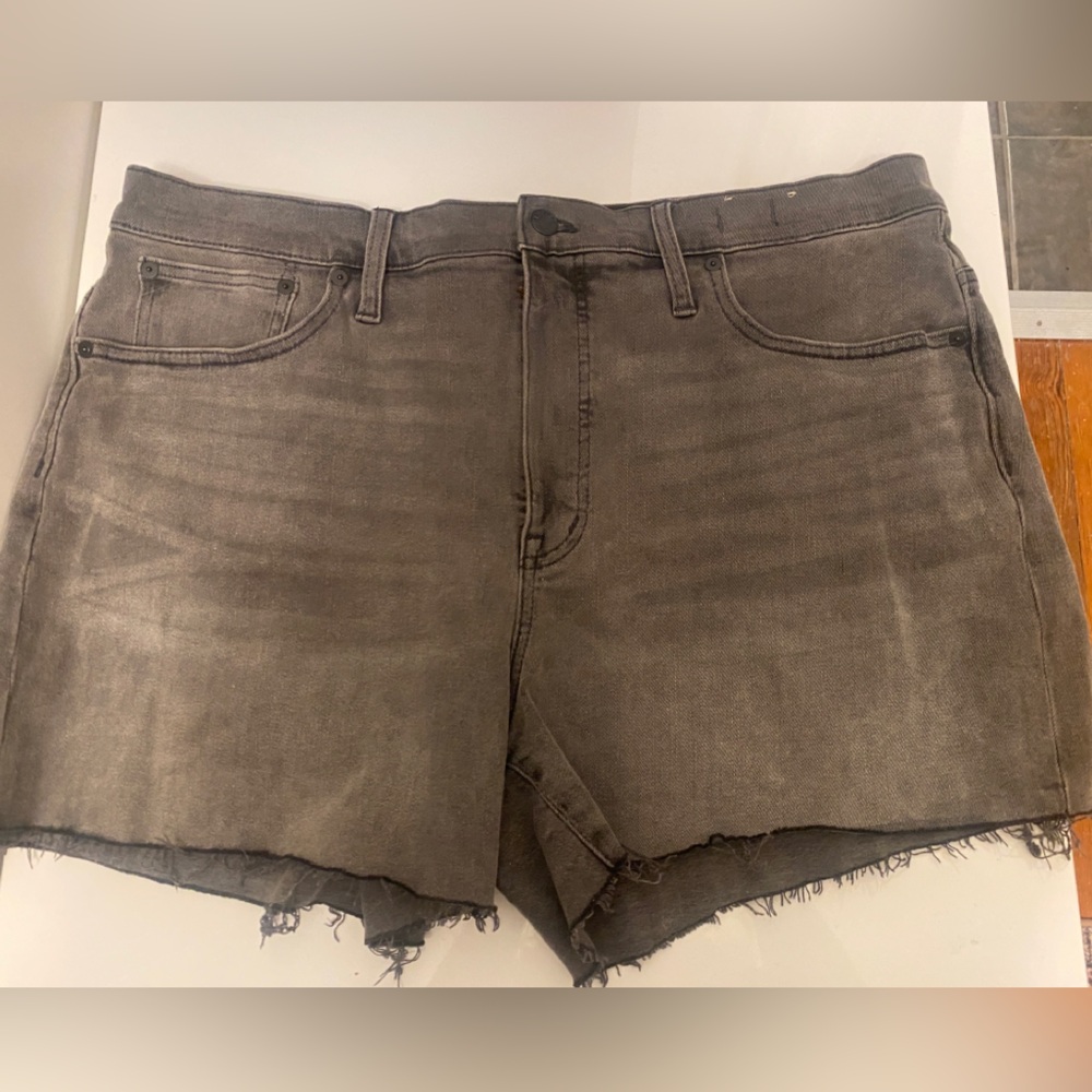 Madewell High Rise Denim Short size 33